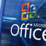 Microsoft Office sale sui cellulari di Nokia. Guerra a Apple e Rim