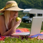 Come proteggere pc e smartphone in vacanza