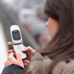 L’uso intensivo del cellulare causa il tumore? Nessuna risposta chiara al riguardo!