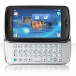 Sony Ericsson Txt Pro: Mantenersi sempre in contatto con gli amici