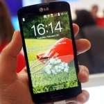 LG F70 smartphone di media fascia e con LTE 